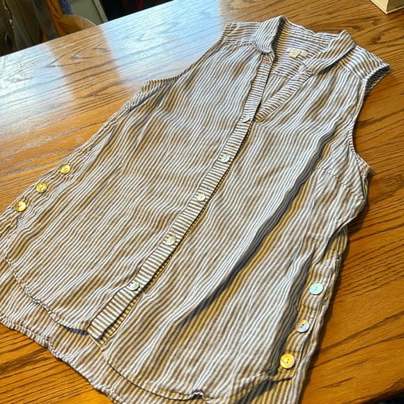 J Jill sleeveless linen top. Medium - Picture 1 of 6